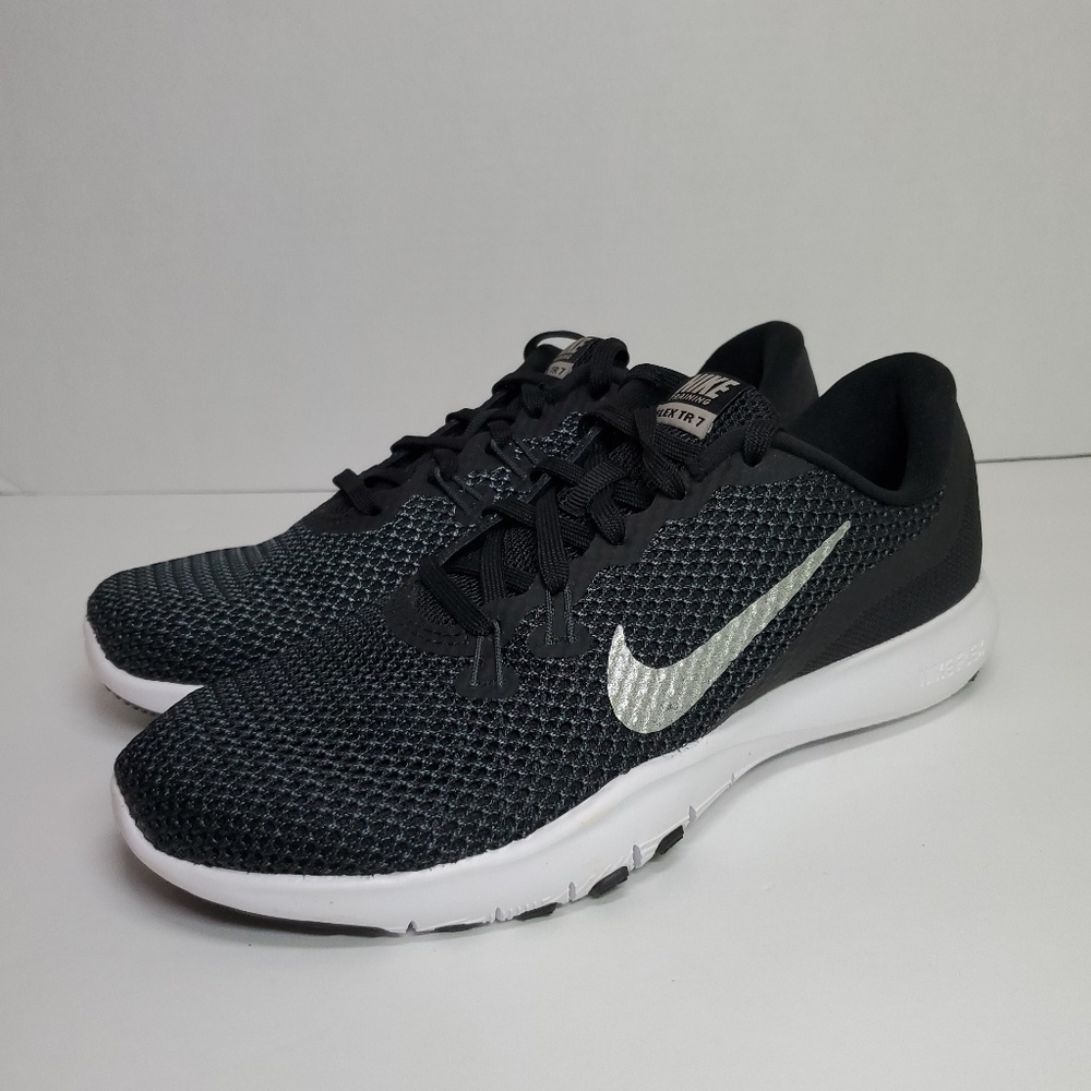 SOLD!!! New Nike Flex Trainer 7